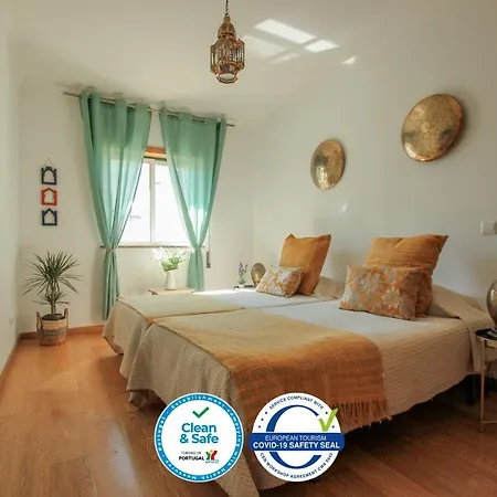 Cozy And Stylish Flat アパート *